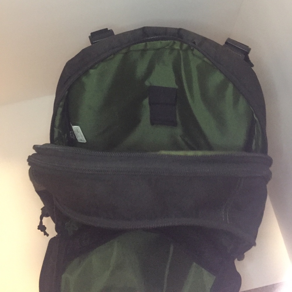 Targus Backpack - Picture 7 of 8